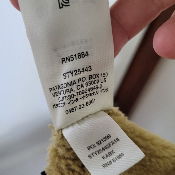 Women’s Patagonia Camel Tan Fleece Pull Over Quarter Neck Button Sweater, Size S - Picture 6 of 7